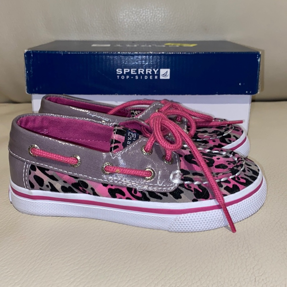 New Sperry Bahama animal print Sz 9.5